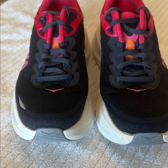 Hoka Bondi 9 Women's Navy and Pink Athletic Shoes - Picture 8 of 8